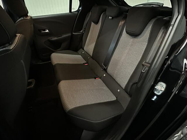 Opel CORSA 1.2 TURBO EDITION 15 STUKS OP VOORRAAD !! NAVIGATIE VIA APPLE CARPLAY/ANDROID STUUR/STOELVERWARMING CRUISE CONTROL RIJSTROOKSENSOREN DODEHOEKSENSOREN ACHTERUITRIJCAMERA ZEER MOOI !! 3010 DEK