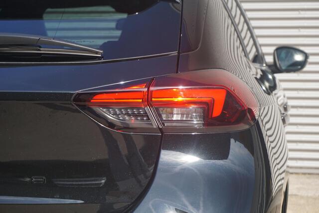 Opel CORSA 1.2 Turbo 100 Pk Ultimate Opel Corsa 1.2 Turbo 100 Pk Ultimate | Navigatie Pro | Climate Control | Winter pack | Parkpilots/Camera 180° | Alcantara | All Weather banden | Keyless |