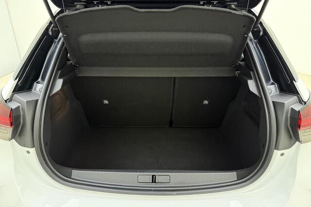 Opel CORSA 1.2 GS Line 100 PK | Climate control | Navigatie | Keyless | Zwart Dak | Camera | Draadloze telefoonlader | Lichtmetalen velgen