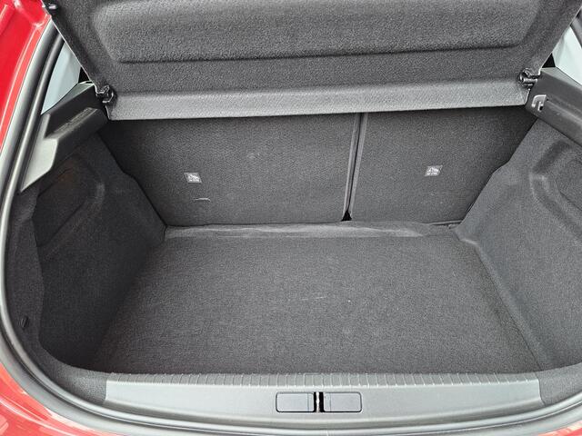 Opel CORSA 1.2 Level 3 Led | pdc v+a | Camera | Cruise control | Keyless go | Digitaal display | Zéér nette auto!