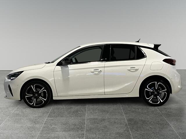 Opel CORSA Elegance 1.2 Turbo 100pk EAT8 | PREMIUM PACK | 180° CAMERA | 17" BI-COLOR VELGEN | NAVI PRO | STOELVERWARMING | KEYLESS | FULL LED | ISOFIX |