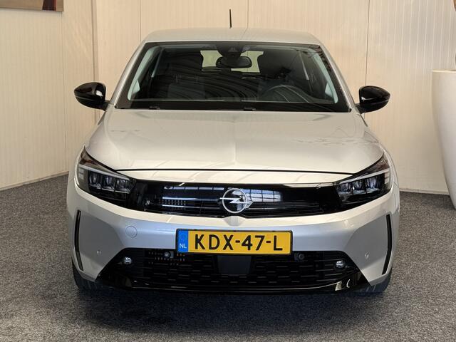Opel CORSA 1.2 TURBO EDITION 15 STUKS OP VOORRAAD !! NAVIGATIE VIA APPLE CARPLAY/ANDROID STUUR/STOELVERWARMING CRUISE CONTROL RIJSTROOKSENSOREN DODEHOEKSENSOREN ACHTERUITRIJCAMERA ZEER MOOI !!