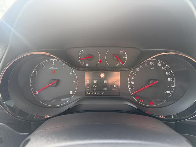 Opel CORSA 1.2 Edition Apple carplay / Android auto