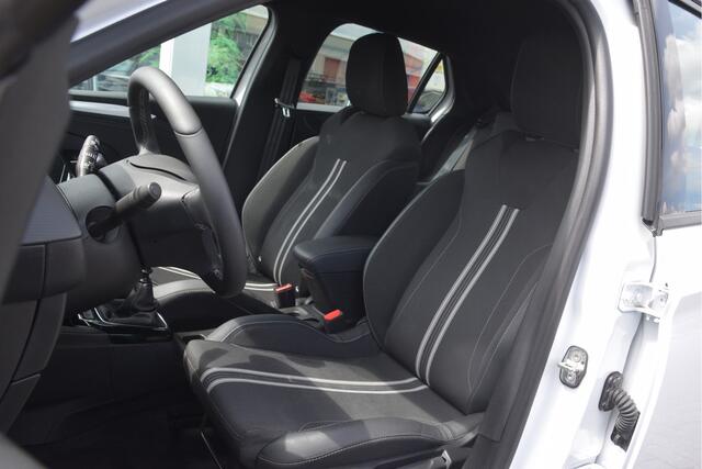 Opel CORSA 1.2 Turbo GS Carplay | LED | AC | Bluetooth | PDC | DAB | LMV