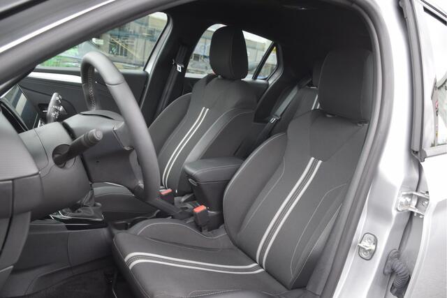 Opel CORSA 1.2 Turbo GS Carplay | LED | AC | Bluetooth | Camera | DAB | LMV