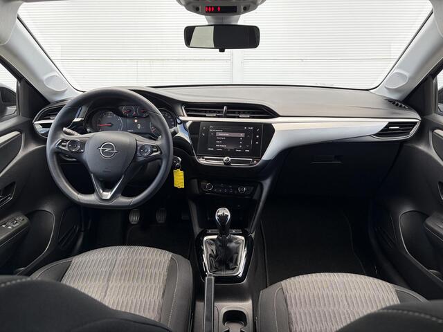 Opel CORSA 1.2 Edition / Cruise control / Parkeer pakket / Airco /