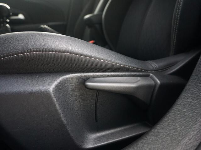 Opel CORSA 1.2 GS Line Winterpakket