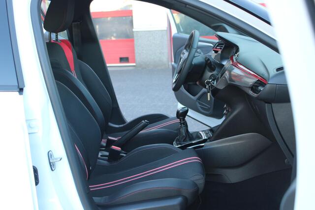 Opel CORSA 1.2 Level 4 ( GS LINE ) Led/AppleAndroid/NL Auto!!