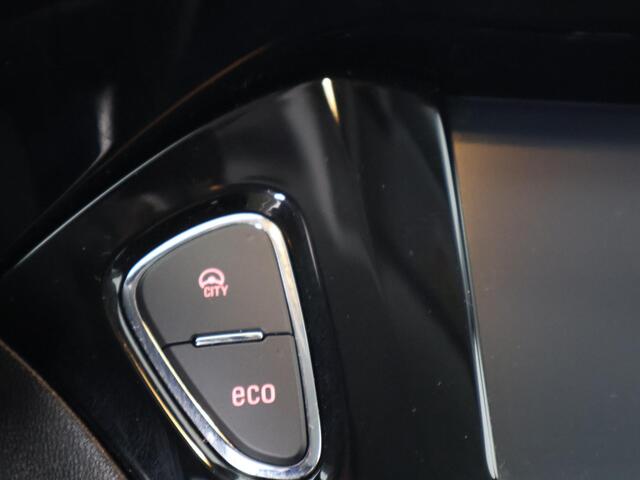 Opel CORSA 1.4 Black Edition | Apple Carplay & AndroidAUTO | Trekhaak | Parkeersensoren | Privacy Glass |