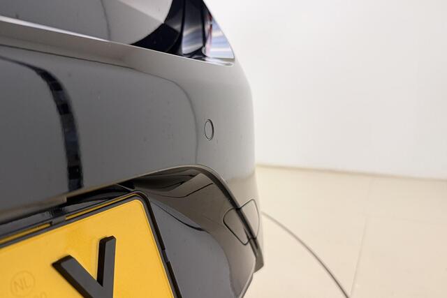 Opel CORSA 1.2 Turbo GS | VAN ¤30.450,- VOOR ¤26.950,-! | Navigatie | Climate control | Sportstoelen | Camera | Keyless | Getint glas | Cruise control