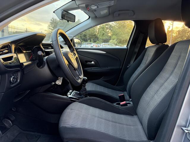 Opel CORSA 1.2 Edition 2e Eigenaar l Afn.Trekhaak l Carplay l Navi l Airco l Cruise l Rijstrooksensor l 6 Bak l Pdc l 102pk l N.A.P l Lm velgen l Apk tot 07-2028
