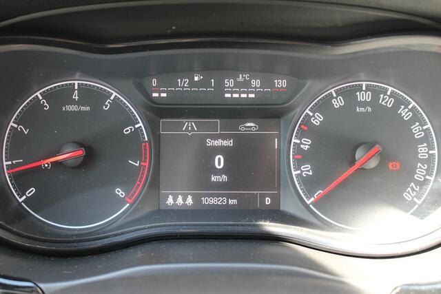 Opel CORSA 1.4 Online Edition | Automaat | Trekhaak | Climate control | Bluetooth