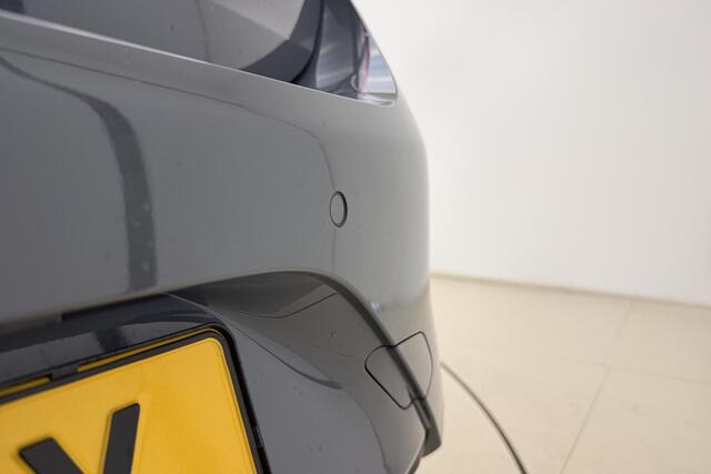 Opel CORSA 1.2 Turbo GS | Navigatie | Stoelverwarming | Stuurverwarming | Climate control | Camera | Cruise control | Sportstoelen
