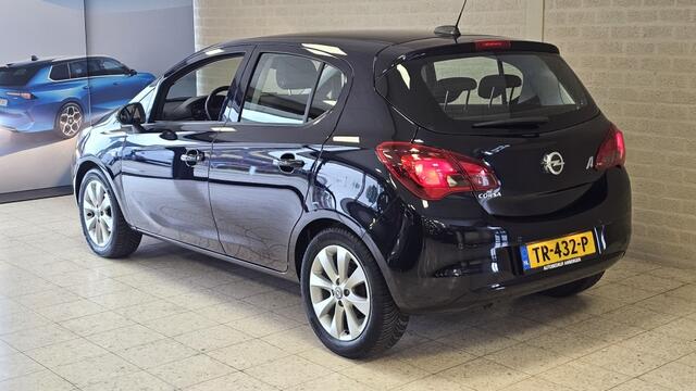 Opel CORSA 1.4 Favourite