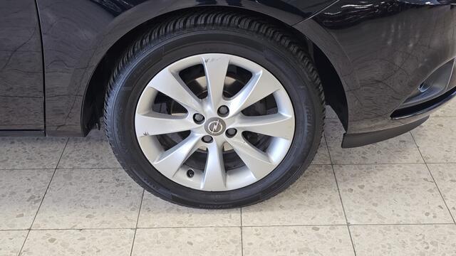 Opel CORSA 1.4 Favourite