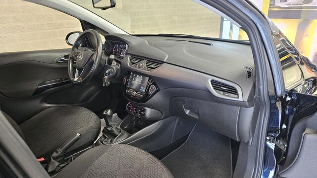 Opel CORSA 1.4 Favourite