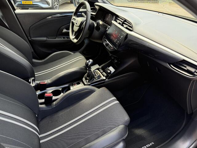 Opel CORSA 1.2 Turbo GS BLACK EDTION | APPLE CARPLAY / ANDROID AUTO | 360 CAMERA | MATRIX LED | NAVIGATIE | RIJSTROOK ASSISTENT | CRUISECONTROL | AIRCO/ECC | PARKEER SENSOREN |