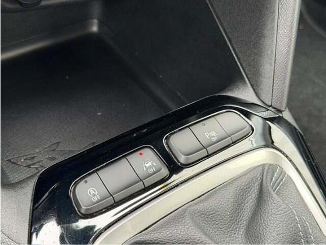 Opel CORSA 1.2 Edition | Nieuwe Distributieriem | Camera | Navi | Cruise | PDC | Airco