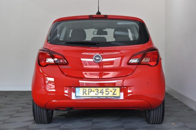 Opel CORSA 1.4 90PK FAVOURITE