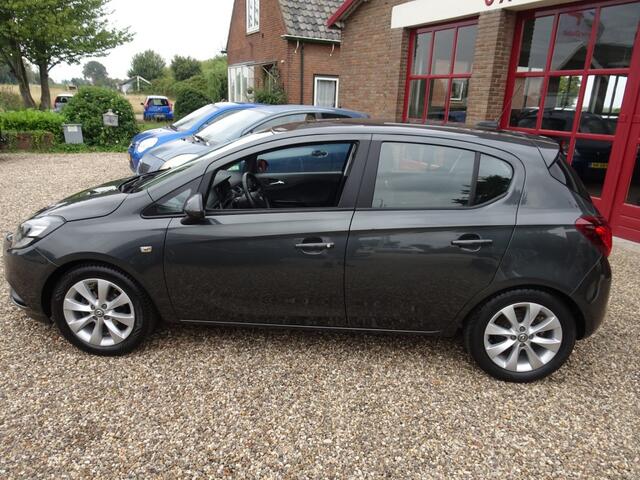 Opel CORSA 1.4 BLACK EDITION
