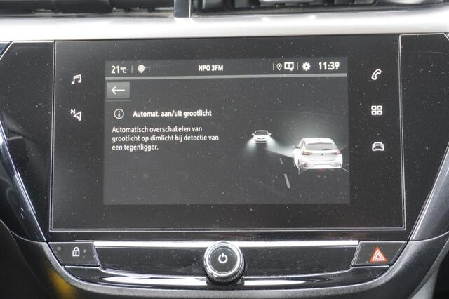 Opel CORSA 1.2 Edition / Parkeersensoren / Navigatie / Airco / Cruise Control / CarPlay / Android Auto