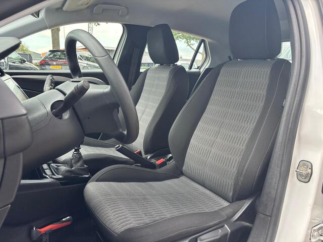 Opel CORSA 1.2 Edition | Apple Carplay | Parkeersensoren | Navi | Airco | Cruise