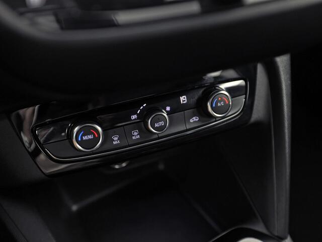Opel CORSA 1.2 Elegance Sport Automaat (VIRTUAL COCKPIT, APPLE CARPLAY, GROOT NAVI, 360 CAMERA, SPORTSTOELEN, GETINT GLAS, LM VELGEN, LEDER STUURWIEL, NIEUWSTAAT)