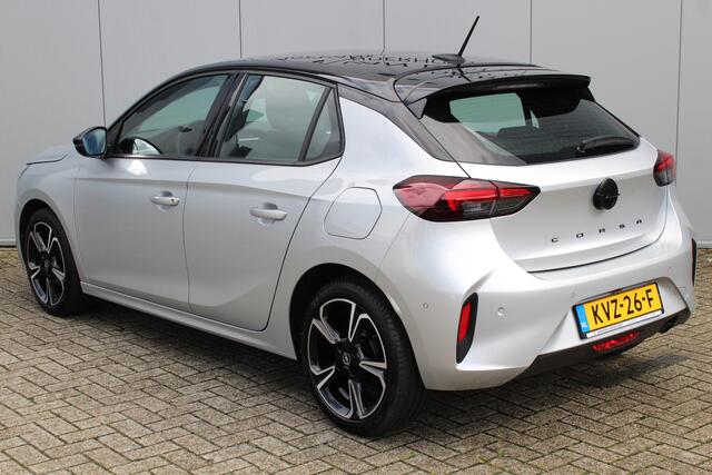 Opel CORSA 1.2-75pk Sport. In nieuwstaat verkerende Opel Corsa ! Autm. airco, cruise control, Apple Carplay/Android auto, Camera, LED verl., side- en lane assist, Stoel- en stuurwiel verwarming, Panoramadak, Parkeersensoren etc.
