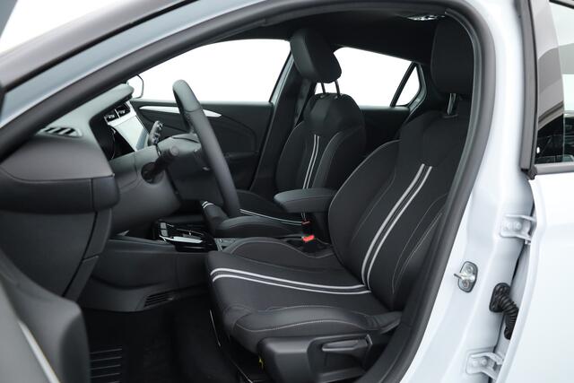 Opel CORSA 1.2 Turbo Hybrid GS 110pk!! | Rijklaar! | Camera | Apple CarPlay & Android Auto | DAB | Stoel-Stuurverw.