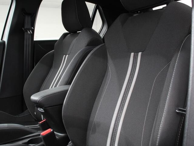 Opel CORSA 1.2 Turbo Hybrid 100pk GS Automaat Navigatie Apple Carplay/Android Auto Camera Parkeersensoren Cruise Control Dodehoek assistent Airco Lichtmetalen velgen Virtual Cockpit