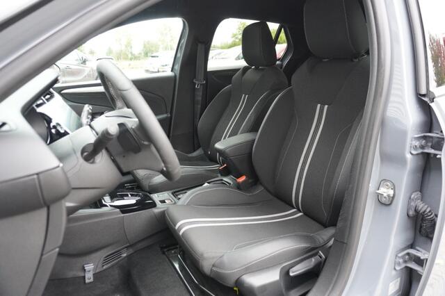 Opel CORSA 1.2 Turbo Hybrid GS / Automaat / Camera + parkeersensoren / Navigatie / Climate Control – foto 5