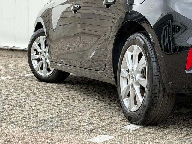 Opel CORSA 1.2 Turbo 100PK Edition met CarPlay, PDC, 16inch Velgen