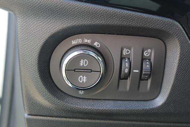 Opel CORSA 1.2-75pk Sport. In nieuwstaat verkerende Opel Corsa ! Autm. airco, cruise control, Apple Carplay/Android auto, Camera, LED verl., side- en lane assist, Stoel- en stuurwiel verwarming, Panoramadak, Parkeersensoren etc. – foto 7