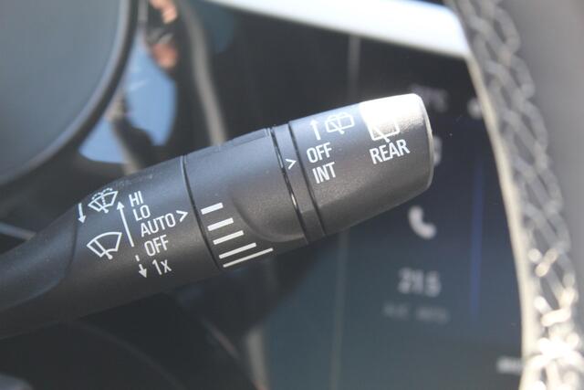 Opel CORSA 1.2-75pk Sport. In nieuwstaat verkerende Opel Corsa ! Autm. airco, cruise control, Apple Carplay/Android auto, Camera, LED verl., side- en lane assist, Stoel- en stuurwiel verwarming, Panoramadak, Parkeersensoren etc. – foto 10