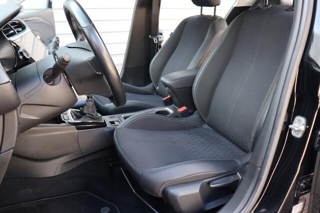 Opel CORSA 1.2 Elegance O.a: PDC, Camera, Clima, Navi, Cruise, Carplay, Etc. All-in prijs! – foto 7