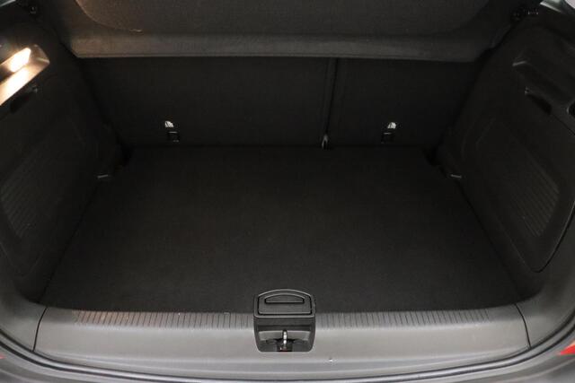Opel Crossland 1.2 Turbo Elegance 130 PK Automaat | Navigatie | Camera | Lichtmetalen velgen | Climate control | Stuur & Stoelverwarming