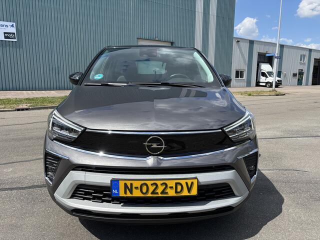Opel Crossland 1.2i Turbo GS Line 6-Bak 111 PK. Slechts 40.000 KM !!! Gewoon nieuwe auto !!