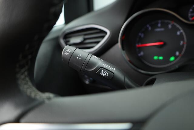 Opel Crossland 1.2 Turbo Ultimate | Navi | Keyless | Camera | Dodehoekdet | 17'' | Apple CarPlay