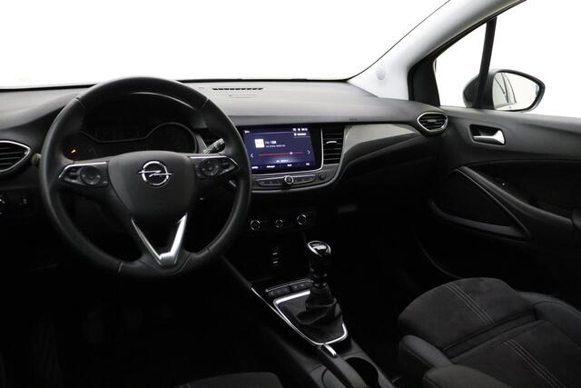 Opel Crossland 1.2 Turbo Ultimate 110 PK | Climate control | Achteruitrij Camera | Navigatie | Parkpilot | Alcantara leder | Keyless | Lichtmetalen velgen