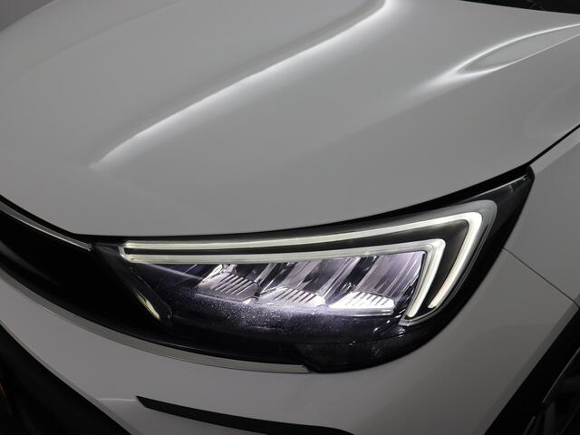 Opel Crossland 1.2 Turbo Business Edition Carplay, boordcomputer, cruise control, 360 graden camera, achteruitrij camera, parkeersensoren voor en achter, hill hold functie, regensensoren, rijstrooksensoren, bordherkenning, bluetooth, Stap in en geniet van de perfecte mi