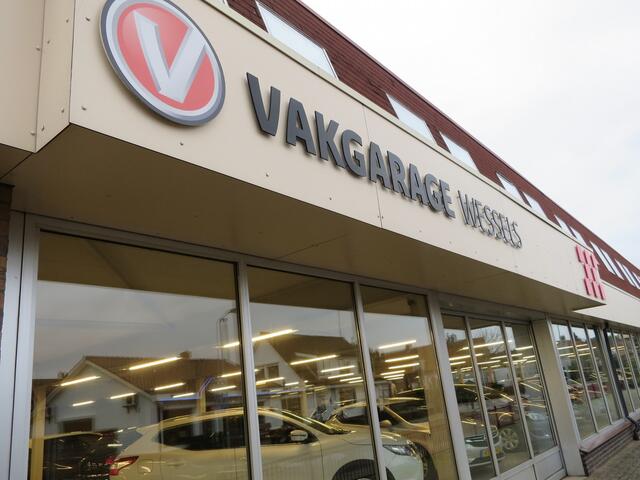 Opel Crossland 1.2 Turbo Elegance | Stoelverwarming | Stuurverwarming | Voorruit verwarming |