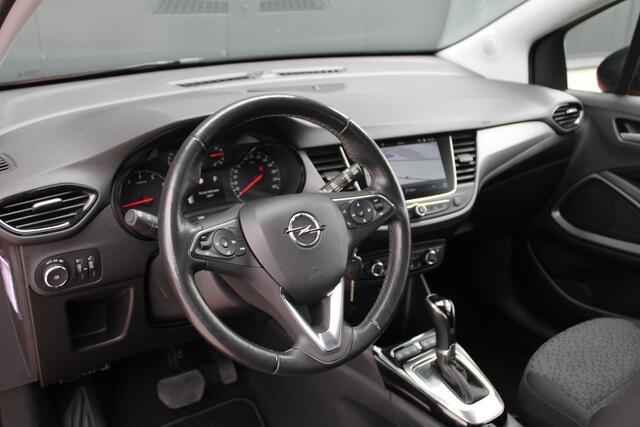 Opel Crossland 1.2 Turbo Elegance 130pk - Stoel/Stuurverwarming - Camera - Navi - Cruise - Trekhaak - Lane - LED - Rijklaar