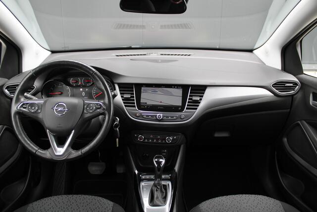 Opel Crossland 1.2 Turbo Elegance 130pk - Stoel/Stuurverwarming - Camera - Navi - Cruise - Trekhaak - Lane - LED - Rijklaar
