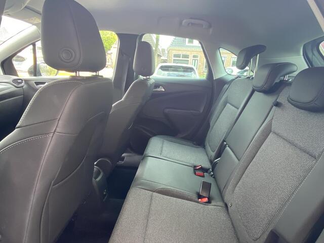 Opel Crossland 1.2T 130pk Automaat Elegance | Achteruitrijcamera | Parkeersensoren voor & achter | AGR Comfortstoel | Navigatie | LED koplampen | Climate Control
