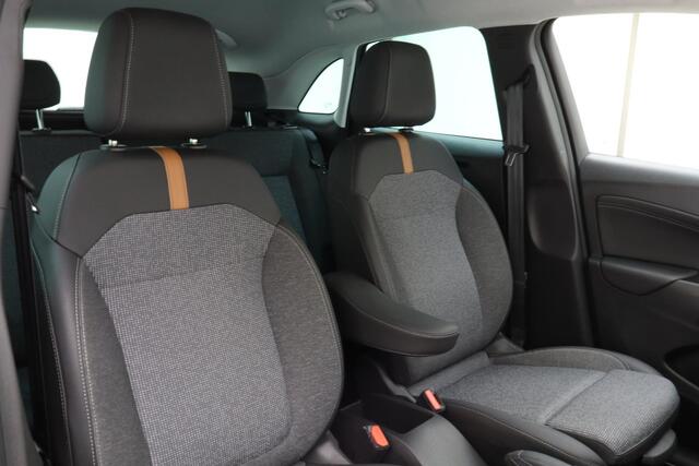 Opel Crossland 1.2 Turbo Elegance 130 PK Automaat | Navigatie | Camera | trekhaak | Climate control | Stoel & Stuurverwarming | Zwart dak | Keyless | Lichtmetalen velgen black