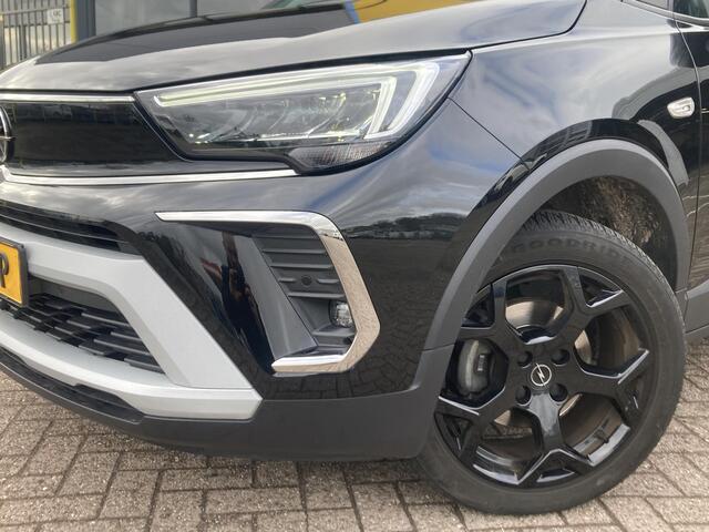 Opel Crossland 1.2 Turbo 130pk Automaat Elegance | Navigatie | Trekhaak | Climate control | Cruise control | Camera | Keyless | Parkeersensoren | 17" Lichtmetalen velgen