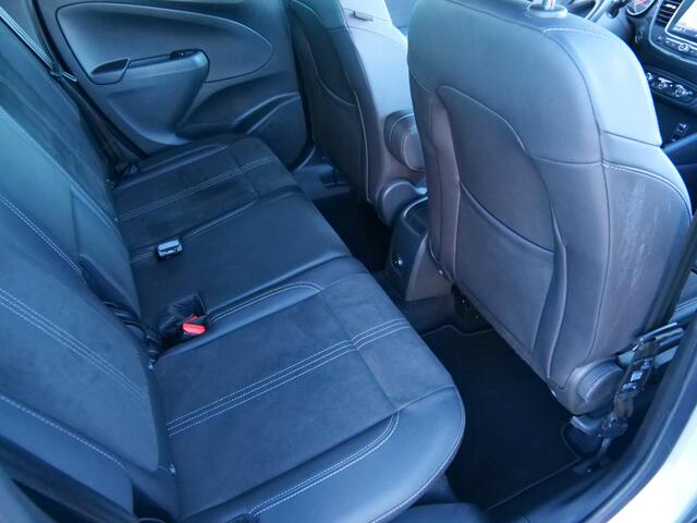 Opel Crossland 1.2 Turbo Ultimate 130 Pk Automaat Navi / DAB / Camera / Apple Carplay / Keyless