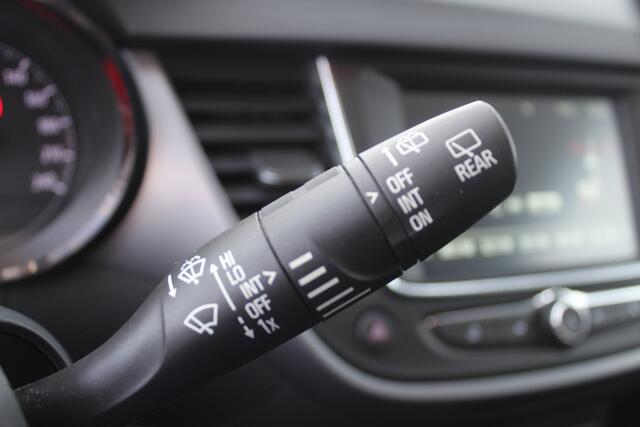 Opel Crossland 1.2 Turbo Edition Parkeercamera l Parkeersensoren achter l Stoel- en stuur verwarming l Apple carplay/ Android auto