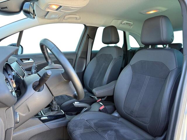 Opel Crossland Ultimate 1.2 Turbo 110pk | 180° CAMERA+SENSOREN | ALCANTARA/LEDER | AGR-STOELEN | NAVI | DAB+ | ISOFIX | FULL LED | LAGE KM-STAND! | TWO-TONE | KEYLESS |