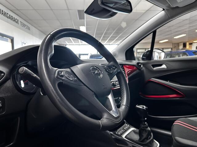 Opel Crossland 1.2 Turbo GS Line/ Two-Tone/ 16'' LMV/ Camera/ Dode-Hoek DET./ Half-Leder/ Apple + Android/ LED Koplampen/ Camera/ Sportstoelen/ Clima/ Cruise/ Bluetooth/ Multi. LEDER. Stuur/ Mistl./ PDC V+A.